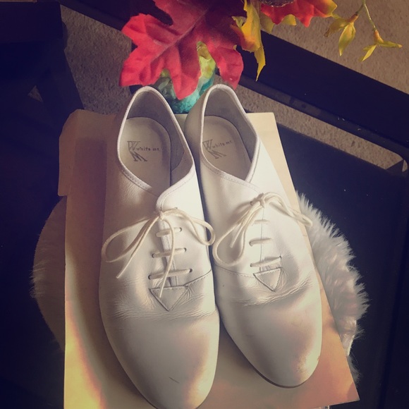 Shoes loafers white size 9 - Picture 1 of 4